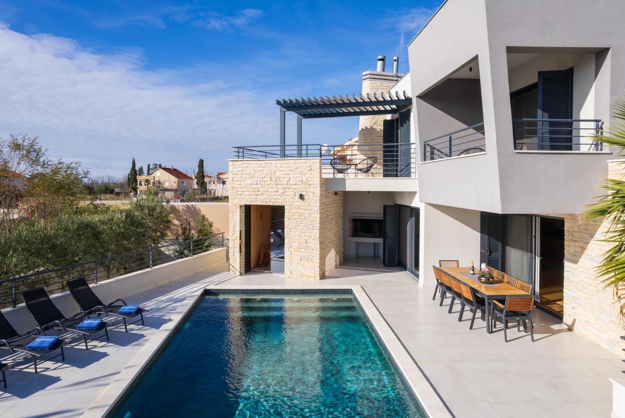 Villa Roca With Heated Pool And Sauna Привлака Экстерьер фото