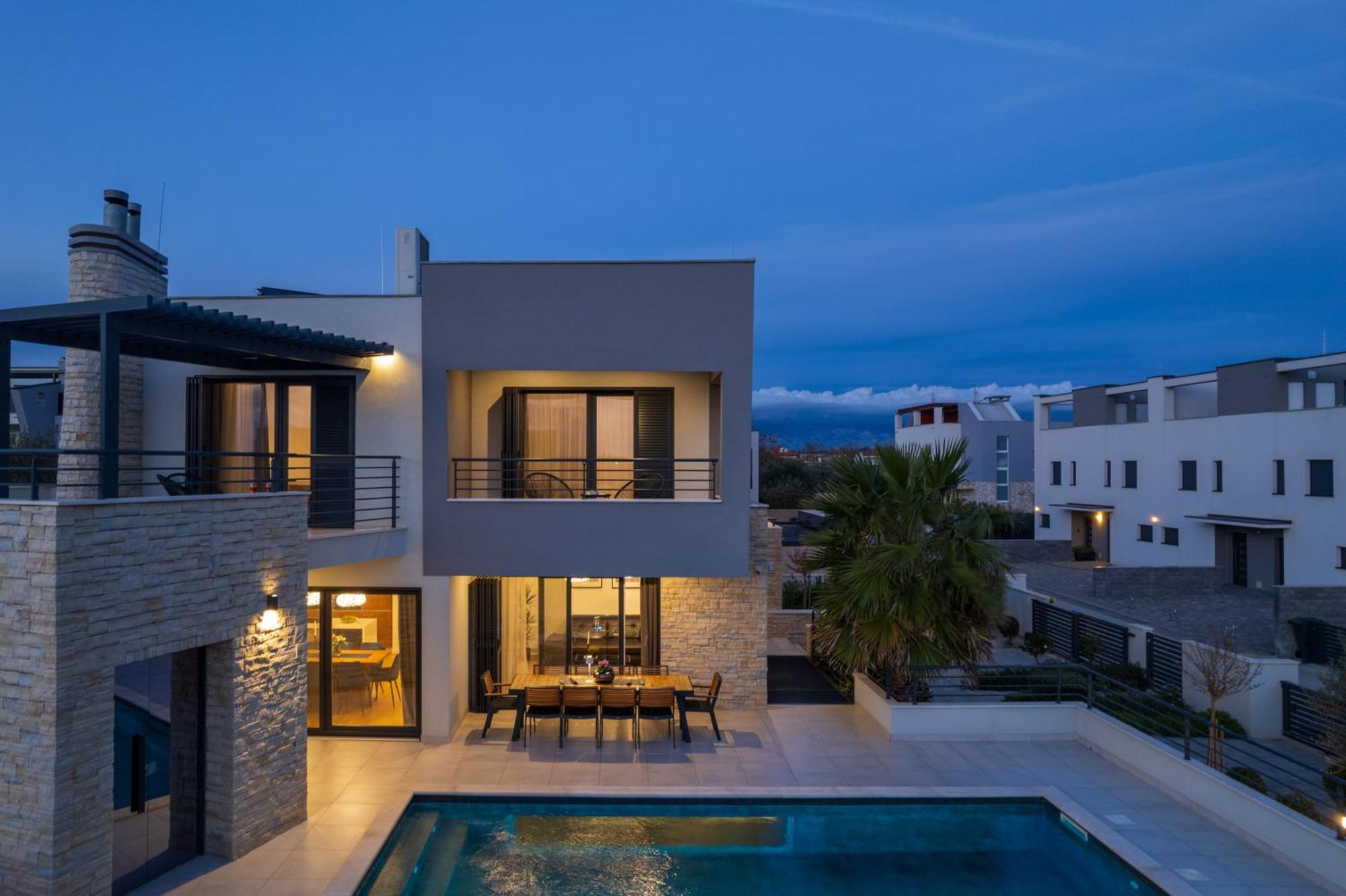 Villa Roca With Heated Pool And Sauna Привлака Экстерьер фото